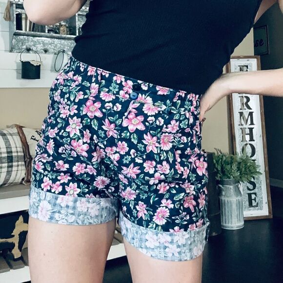 Vintage 80s/90s Whitefish Bay checkered plaid floral printed high waisted shorts - Picture 1 of 8